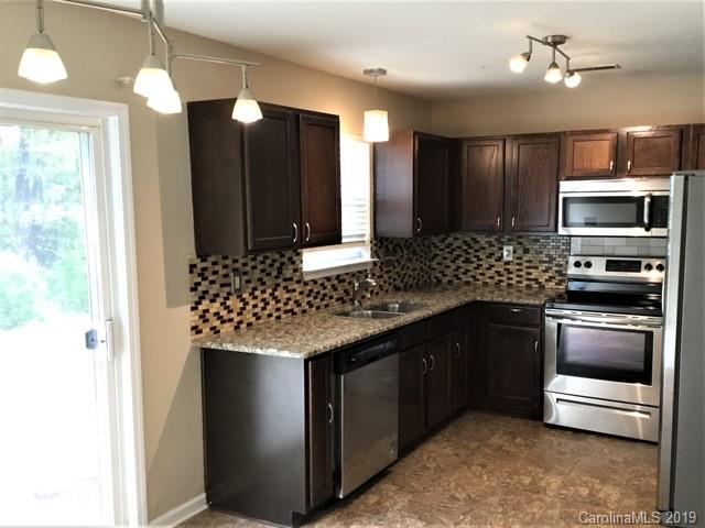 Property image 5 at 6844 Parkers Crossing Drive, Charlotte, NC 28215