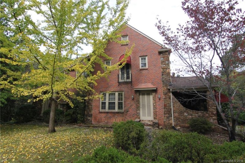 Property image 2 at 1116 E Franklin Boulevard, Gastonia, NC 28054