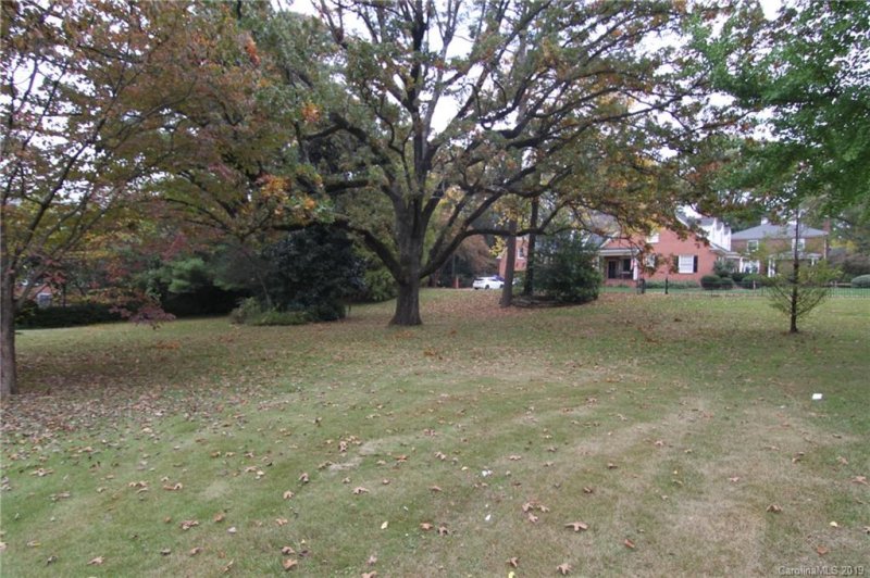 Property image 5 at 1116 E Franklin Boulevard, Gastonia, NC 28054