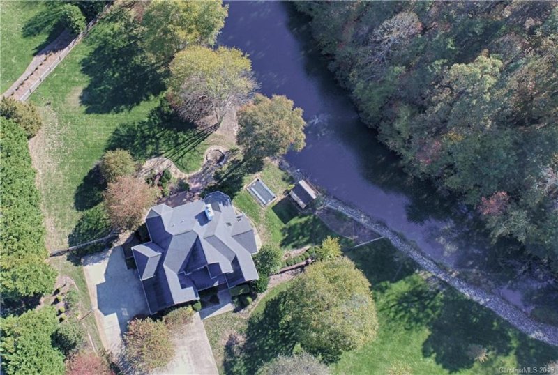 Property image 2 at 433 Baymount Drive, Statesville, NC 28625