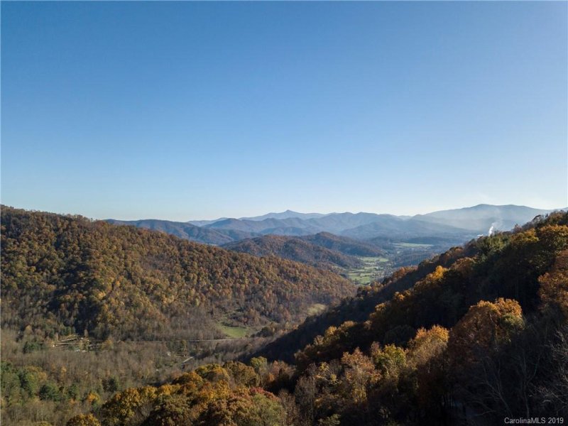 Property image 2 at 385 Woodstone Way, Canton, NC 28716