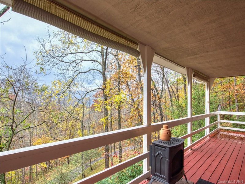 Property image 3 at 625 Countryside Drive, Waynesville, NC 28785