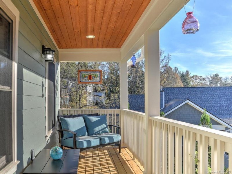 Property image 4 at 7 Shaker Court, Asheville, NC 28805