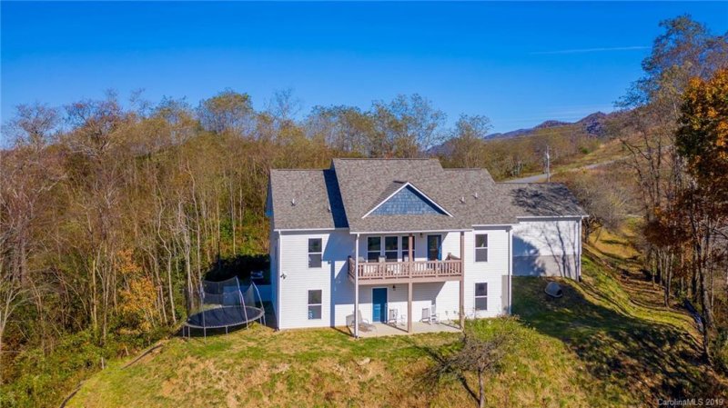 Property image 4 at 405 Gordon Drive, Waynesville, NC 28786