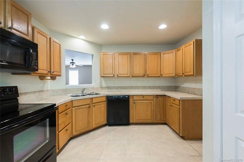 Property image 2 at 2105 Congress Court, Kannapolis, NC 28083