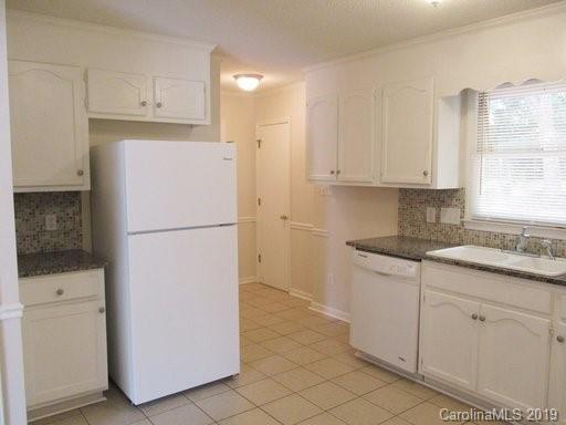 Property image 4 at 7409 Lockmont Drive, Charlotte, NC 28212