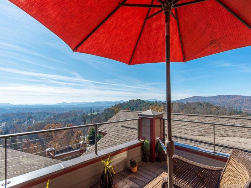 Property image 2 at 4 B Chimney Crest Drive, Asheville, NC 28806