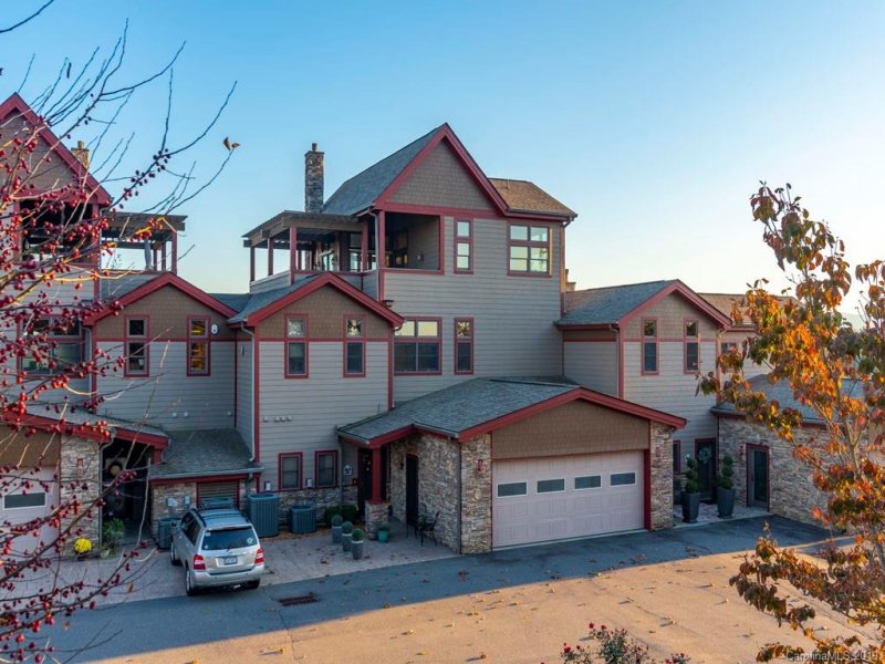 Property image 5 at 4 B Chimney Crest Drive, Asheville, NC 28806