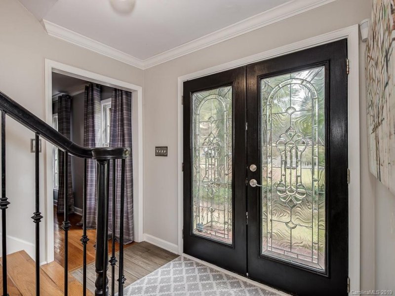 Property image 3 at 6130 Carriagehouse Lane, Charlotte, NC 28226