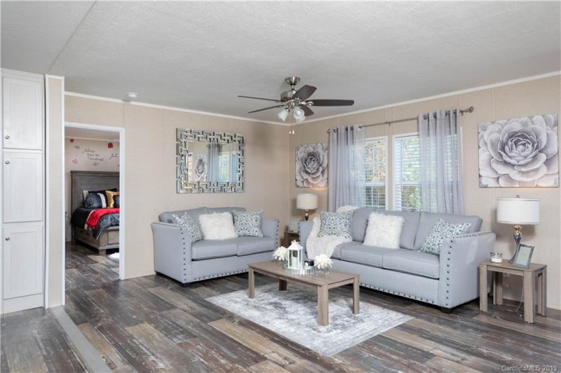 Property image 2 at 614 Rhoden Court, Catawba, SC 29704