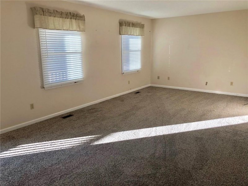 Property image 5 at 1328 Hidden Creek Circle, Hickory, NC 28602