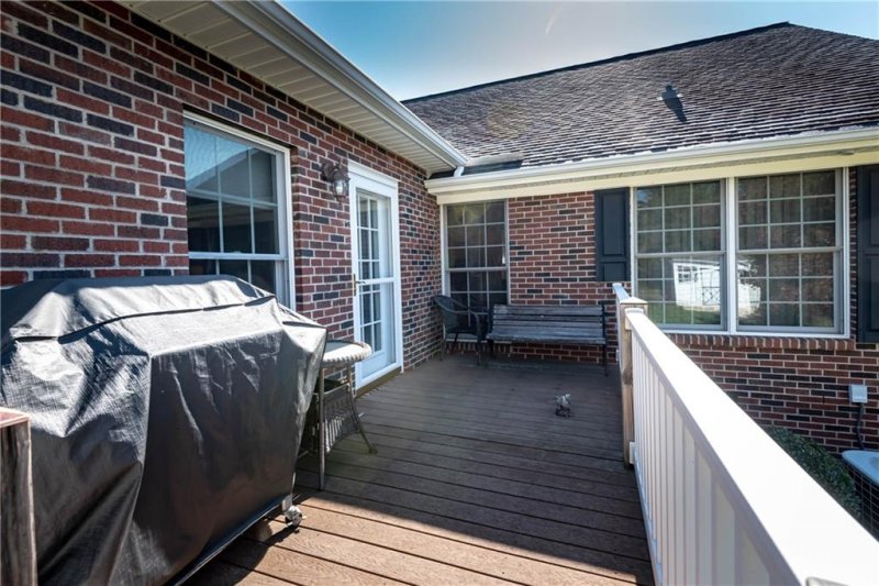 Property image 5 at 1465 Sweetbriar Lane, Hickory, NC 28602