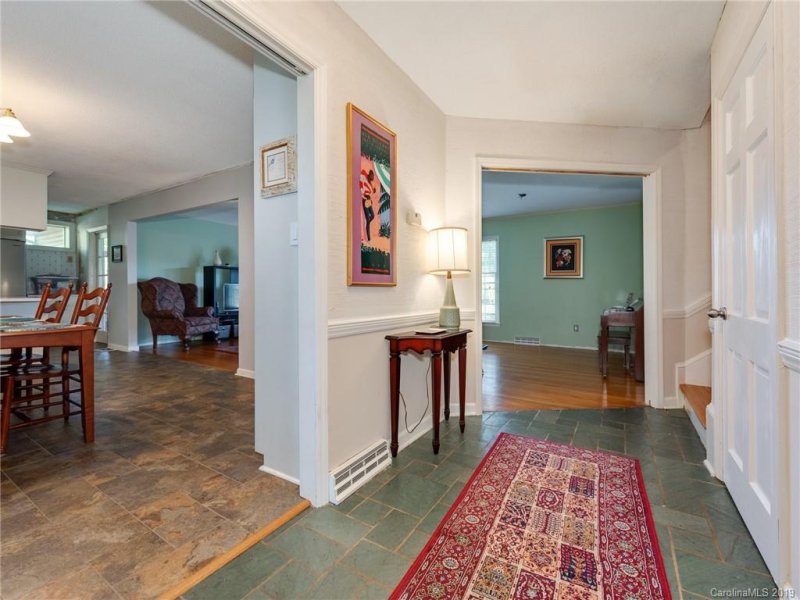 Property image 3 at 2010 Saratoga Drive, Gastonia, NC 28056