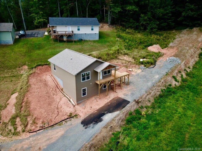 Property image 2 at 151 Ponder Street, Mars Hill, NC 28754