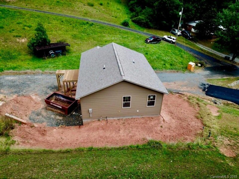 Property image 4 at 151 Ponder Street, Mars Hill, NC 28754