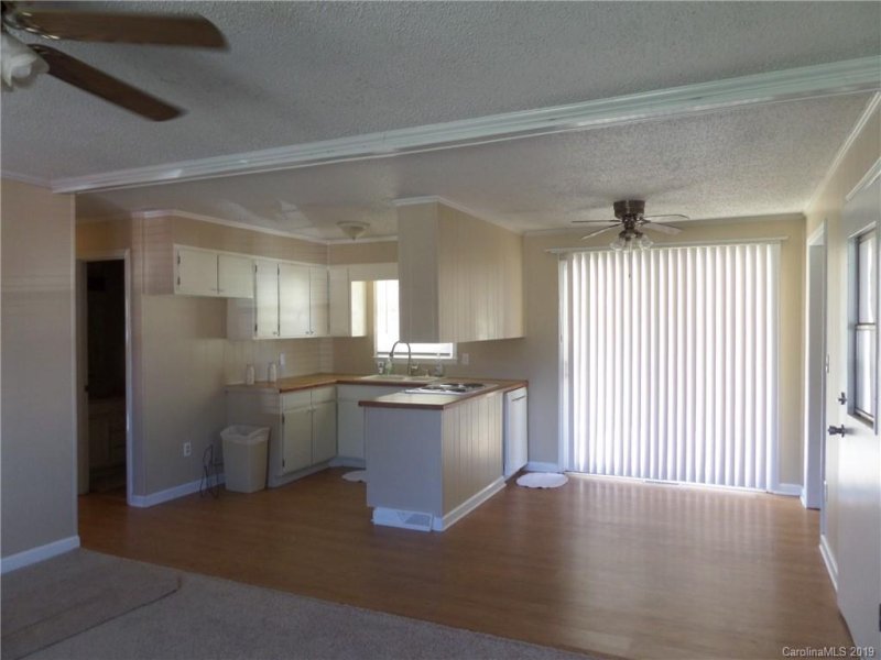 Property image 3 at 100 Smith Lane, Mount Holly, NC 28120