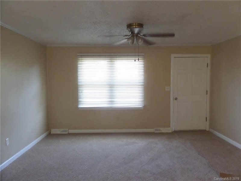 Property image 4 at 100 Smith Lane, Mount Holly, NC 28120