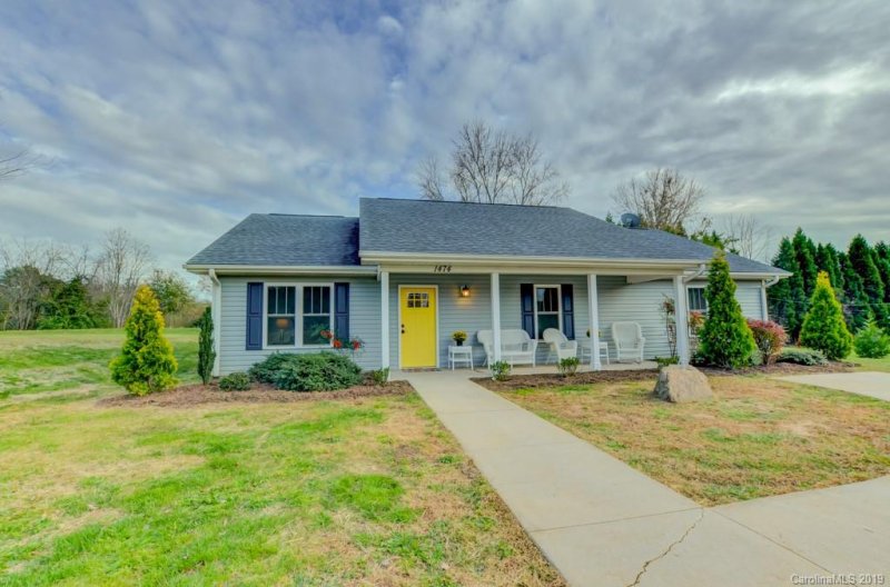 Property image 4 at 1474 Old Spartanburg Road, Hendersonville, NC 28792