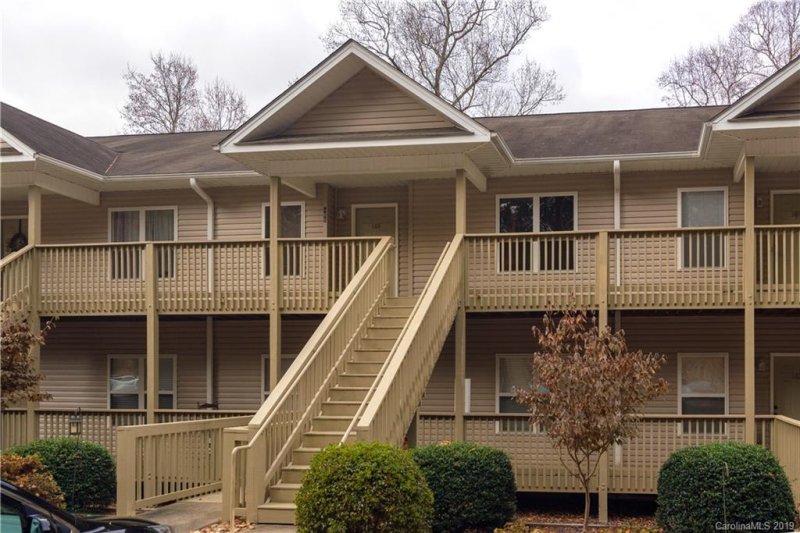 608 Carrington Place