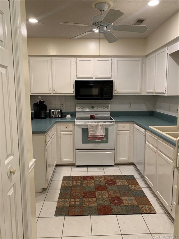 Property image 4 at 8315 Chippenham Lane, Charlotte, NC 28277