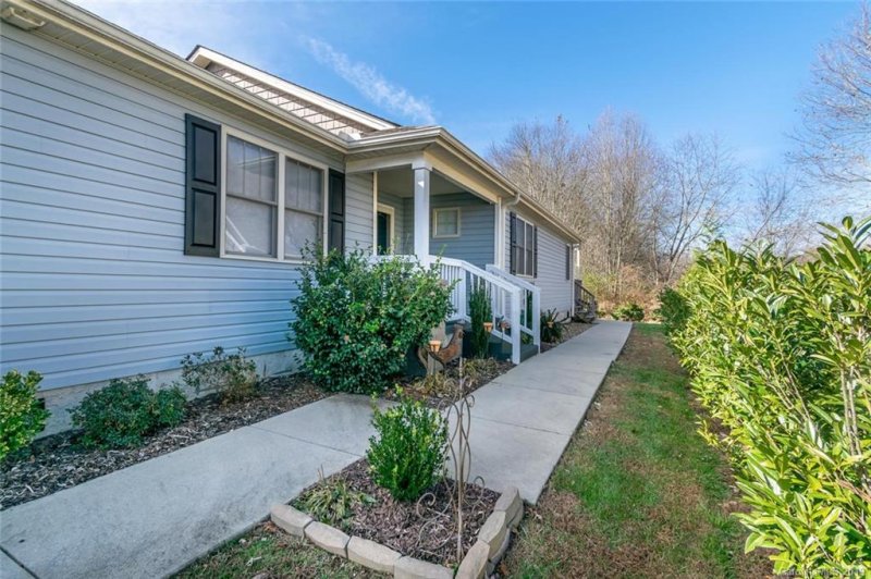 Property image 4 at 272 Springfield Meadow Drive, Etowah, NC 28729