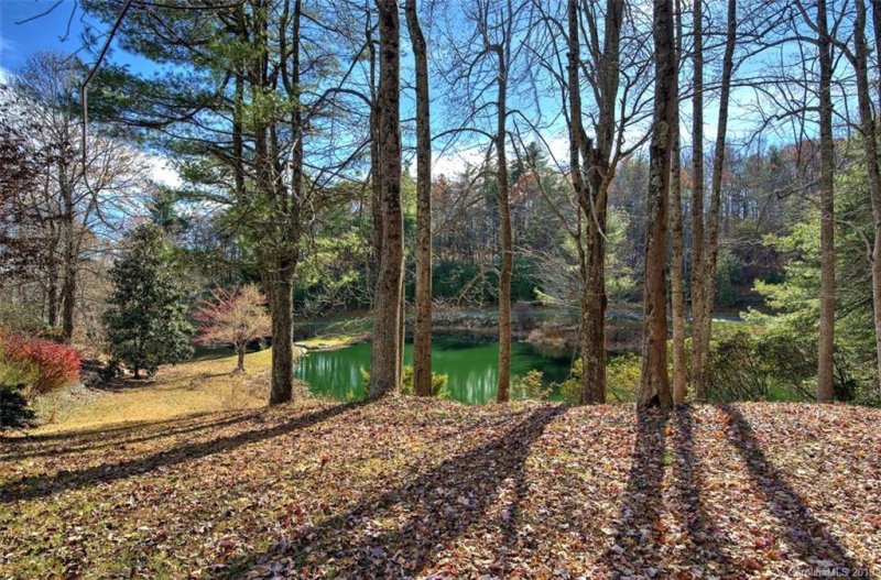 Property image 5 at 200 Gateway Drive, Hendersonville, NC 28739