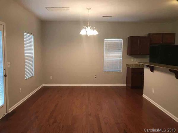 Property image 3 at 2528 Woodsorrel Lane, Charlotte, NC 28213