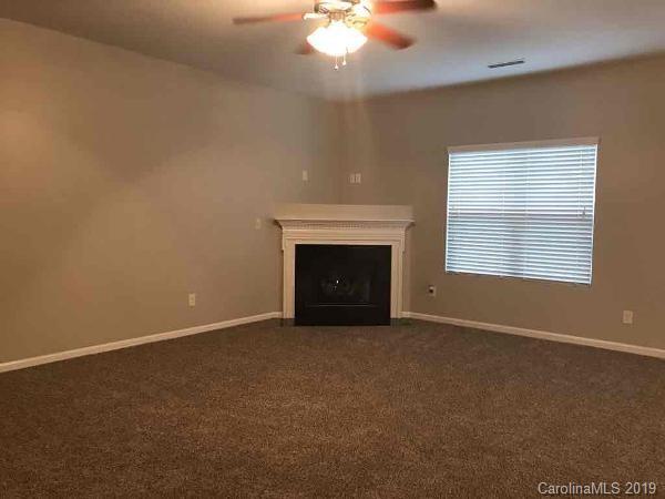 Property image 4 at 2528 Woodsorrel Lane, Charlotte, NC 28213