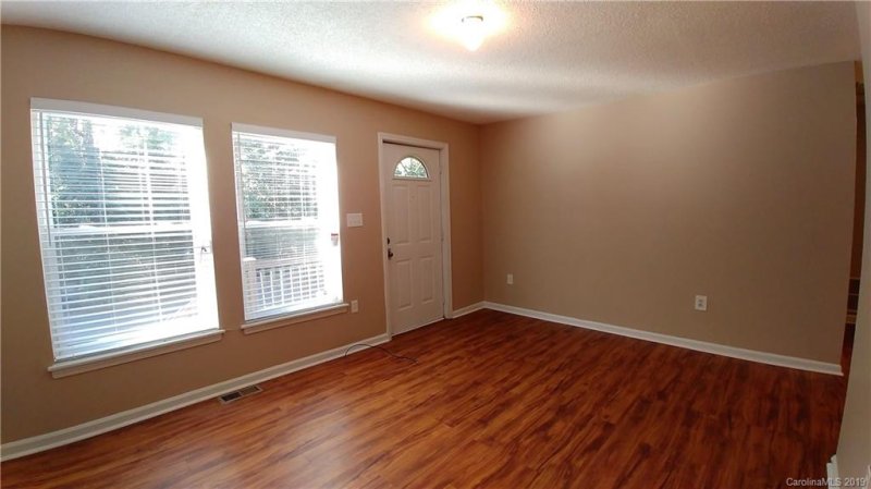 Property image 5 at 2517 Faber Street, Charlotte, NC 28208