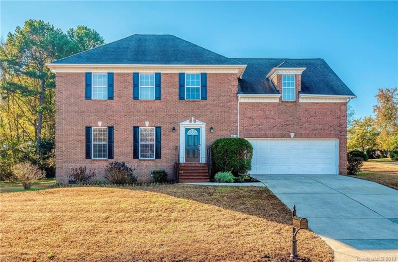6813 Ridge Haven Lane