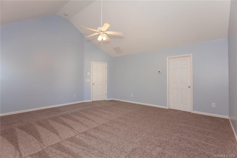 Property image 4 at 1511 Peachcroft Road, Charlotte, NC 28216