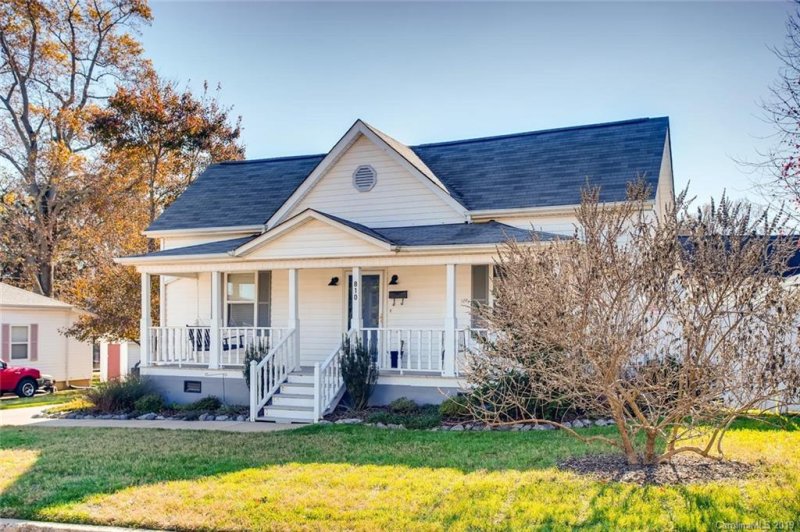 Property image 2 at 810 Brook Street, Belmont, NC 28012