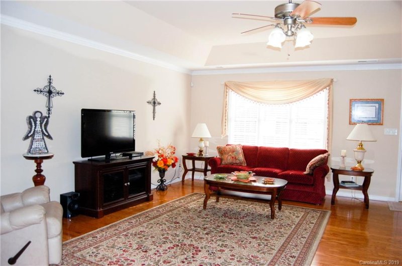 Property image 4 at 546 Queen Brogan Court, Gastonia, NC 28054