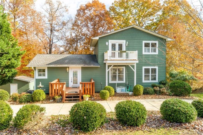 Property image 2 at 555 Laurel Cove Road, Statesville, NC 28677