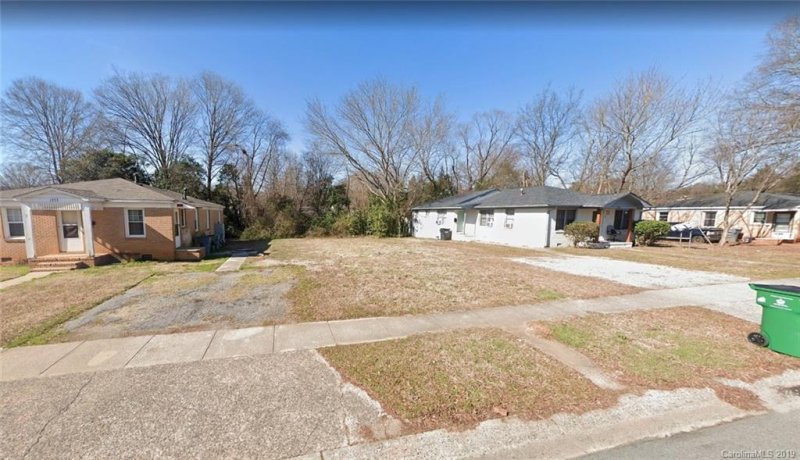 Property image 5 at 1937 Terrybrook Lane, Charlotte, NC 28205