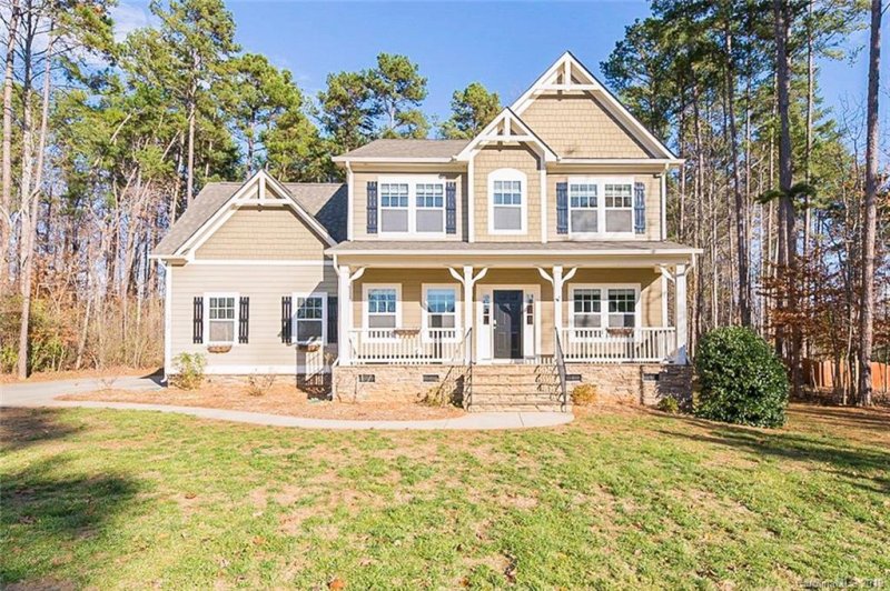 6432 Northern Red Oak Drive