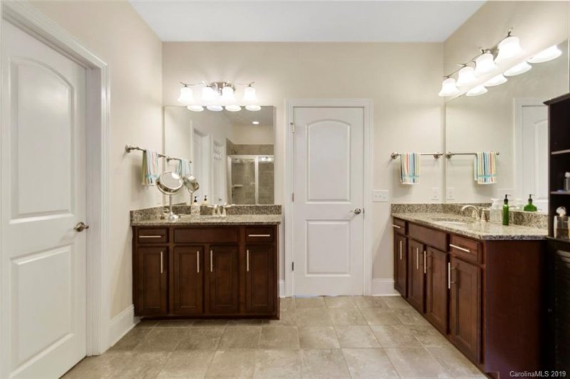 Property image 5 at 4307 Sheffield Park Avenue, Charlotte, NC 28211