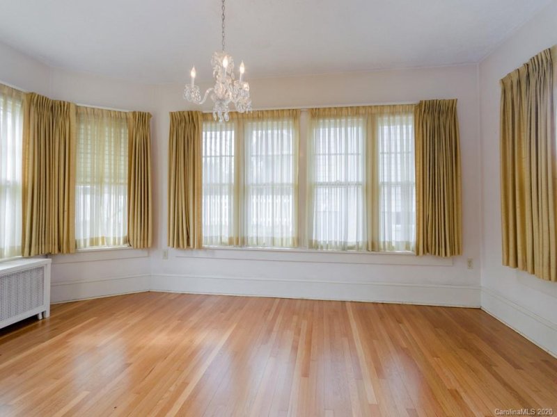 Property image 5 at 64 Gracelyn Road, Asheville, NC 28804