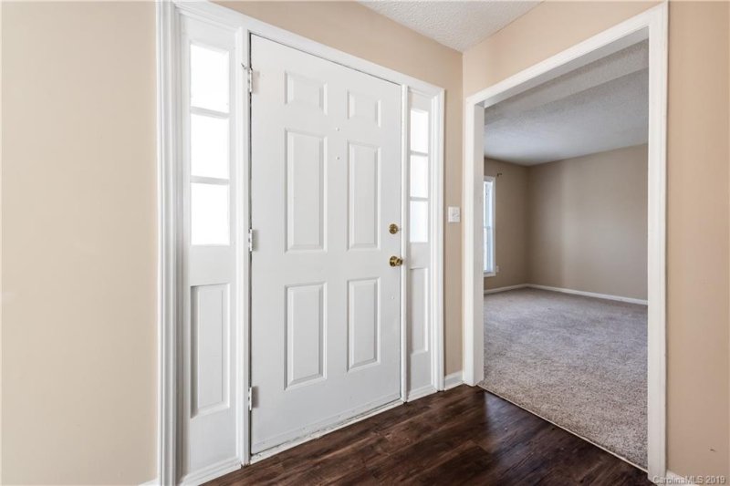 Property image 3 at 5301 Caradon Drive, Charlotte, NC 28227