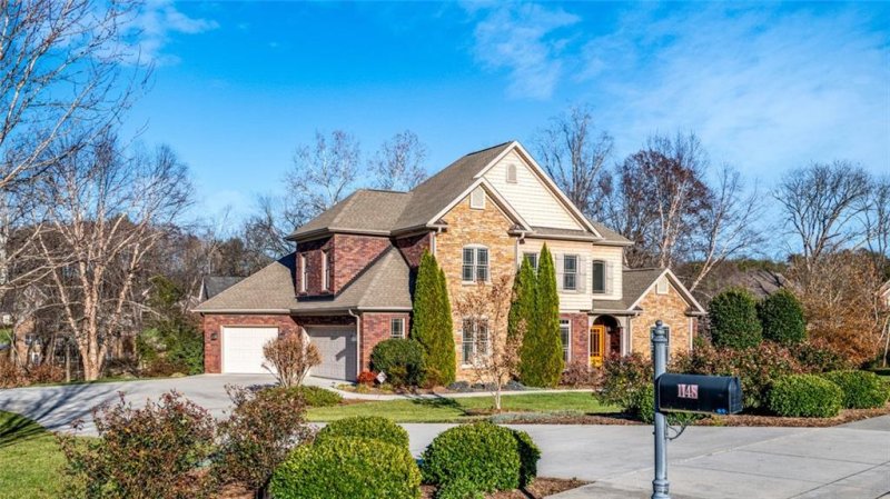 1148 Fox Chase Drive