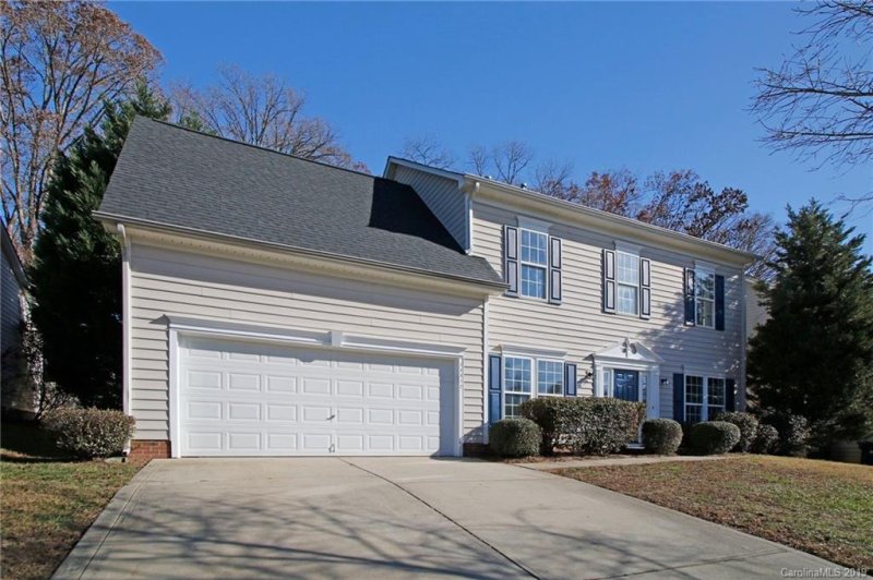 Property image 2 at 13312 Salvo Drive, Matthews, NC 28105