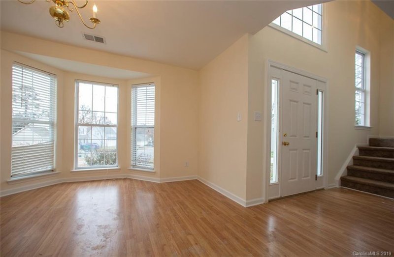 Property image 4 at 1900 Safflower Circle, Charlotte, NC 28262