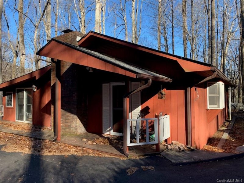 Property image 2 at 624 Locust Drive, Maggie Valley, NC 28751