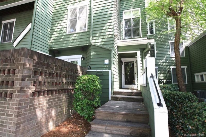 Property image 2 at 417 W 8th Street, Charlotte, NC 28202