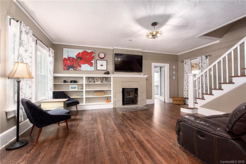 Property image 3 at 43 Winthrop Road, Asheville, NC 28806