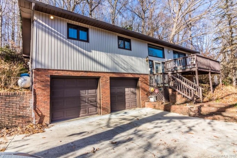 Property image 3 at 15 Mountain View Drive, Waynesville, NC 28786