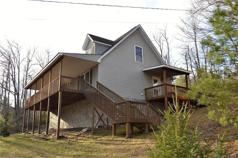 Property image 2 at 7788 Parks Mountain Drive, Newland, NC 28657