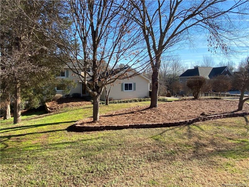 Property image 2 at 272 Elysian Drive, Mooresville, NC 28117