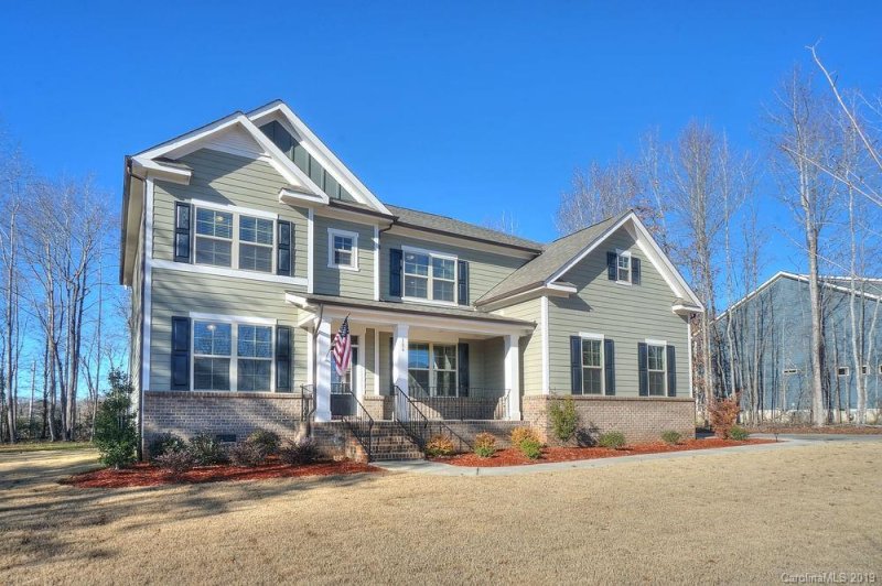 Property image 2 at 186 Rain Shadow Drive, Mooresville, NC 28115