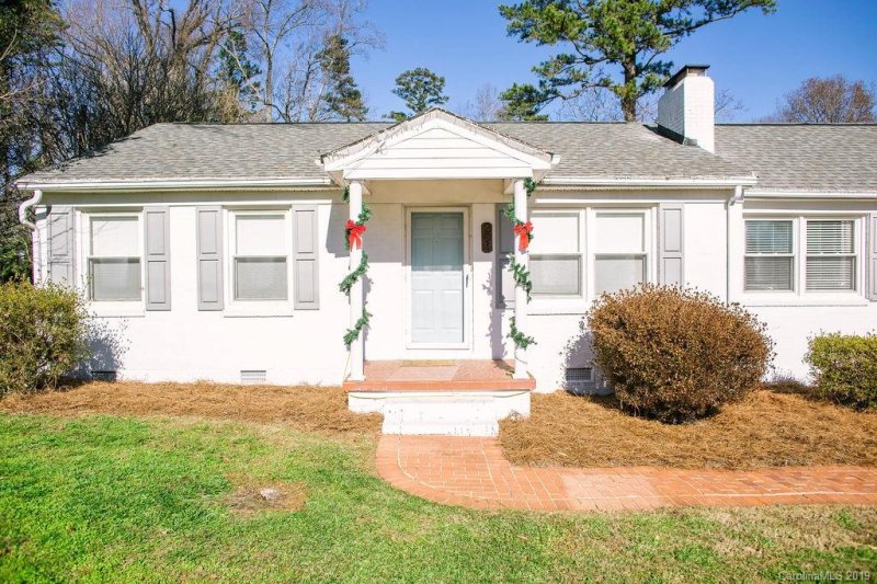 204 Peachtree Street